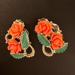 Vintage earring